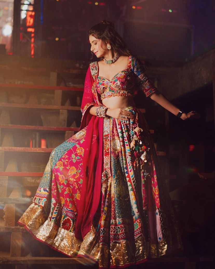 Kinjal Dave Wear Designer Real Mirror Work Muslin Fabric Printed Replica Chaniya Choli