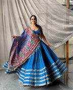 Blue muse