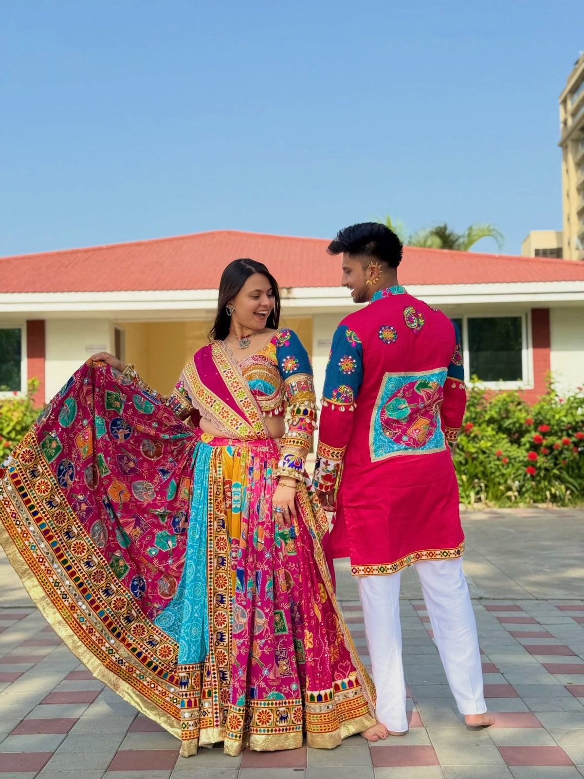 Siddhi Mirror Work Couple Set