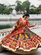 RANGRILI RAAS LEHENGA CHOLI