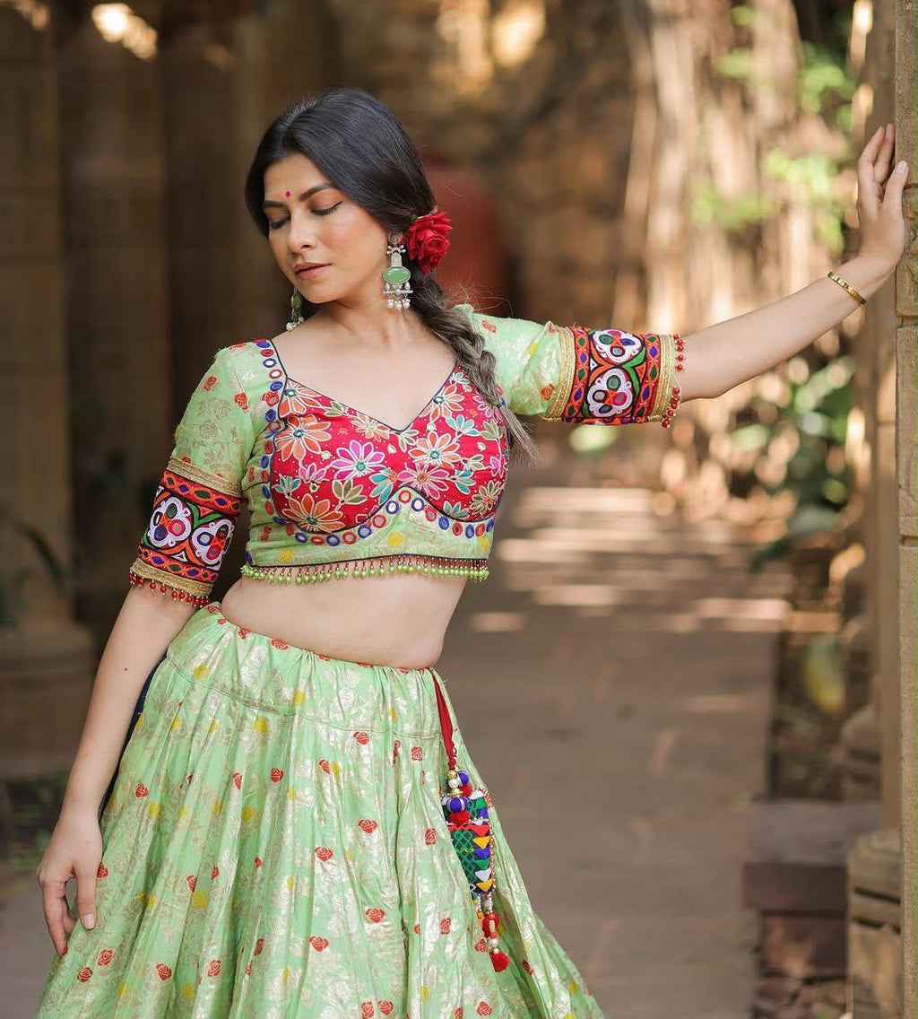 Kavya Katha Navratri Lehenga Choli