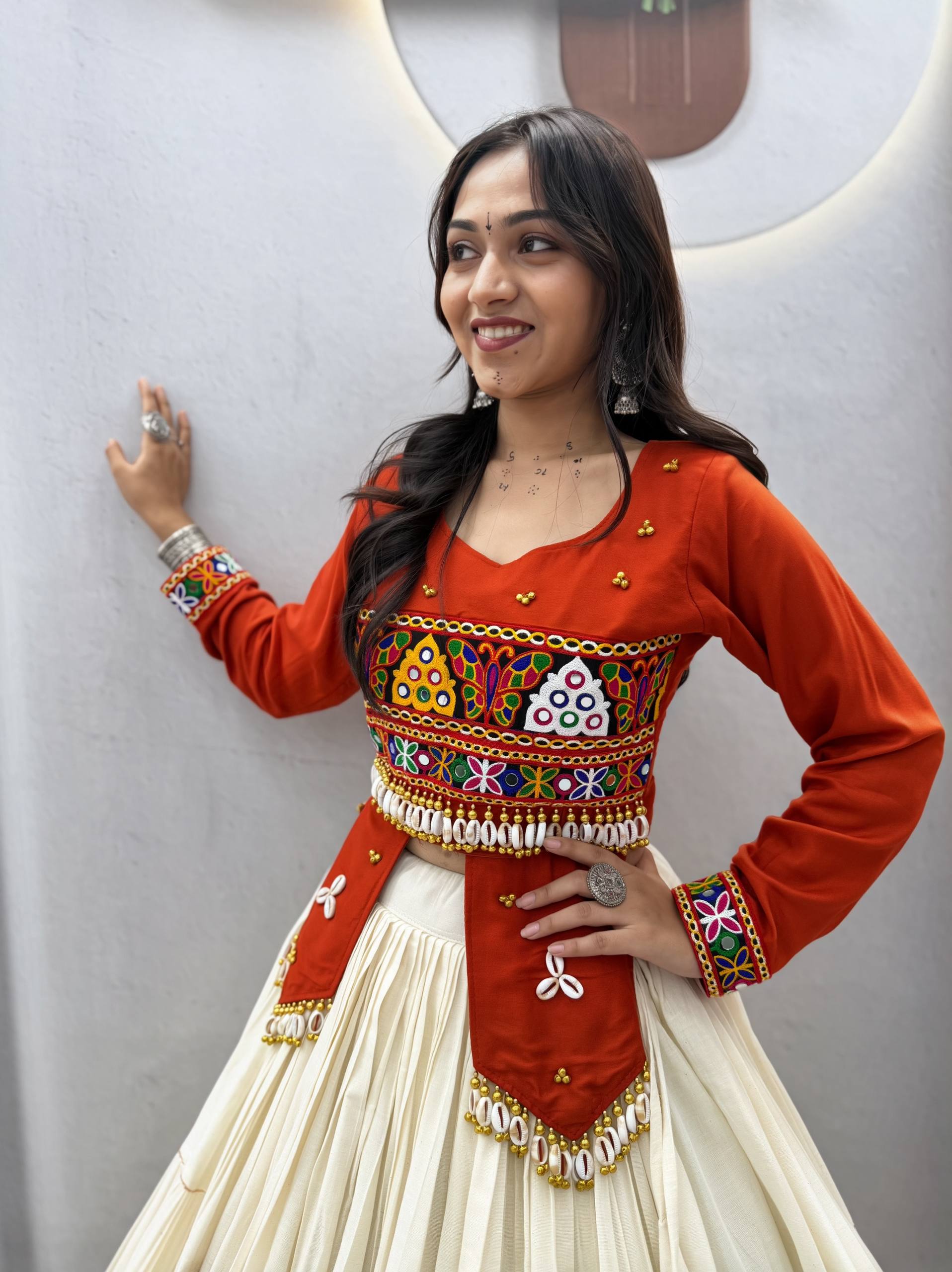 Kavyaanshi Pure Cotton Kodi Gamthi Lehenga Choli