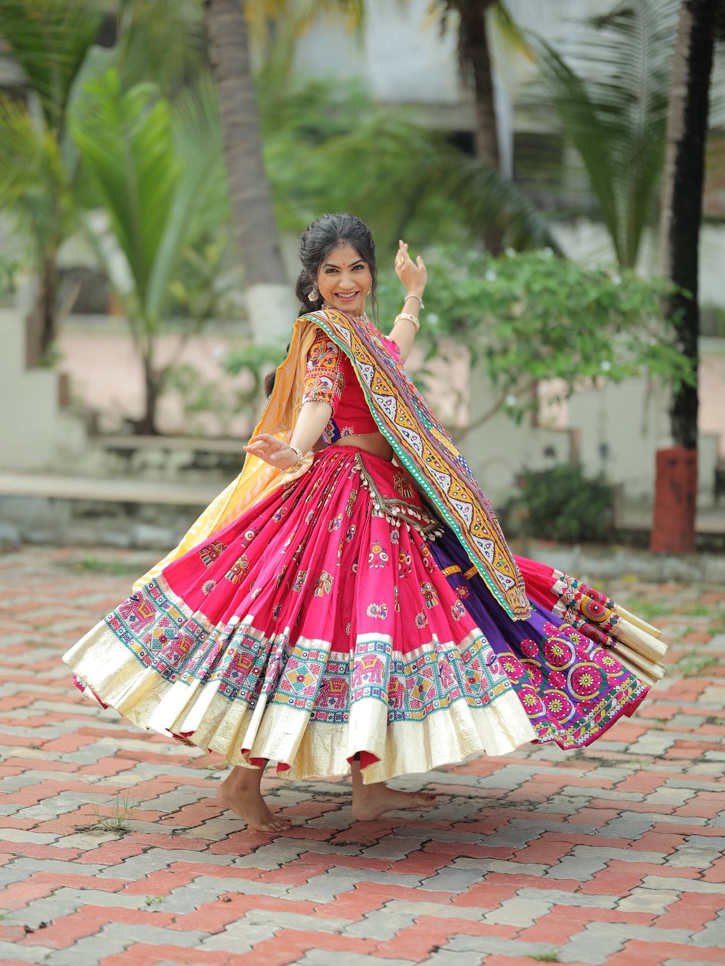 SITAARA MIRROR WORK LEHENGA CHOLI