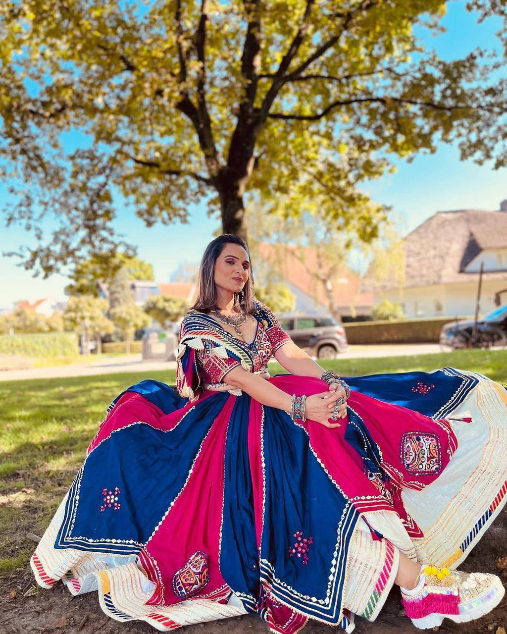 VYOMIKA DOUBLE LAYER CHANIYA REAL MIRROR WORK LEHENGA SET