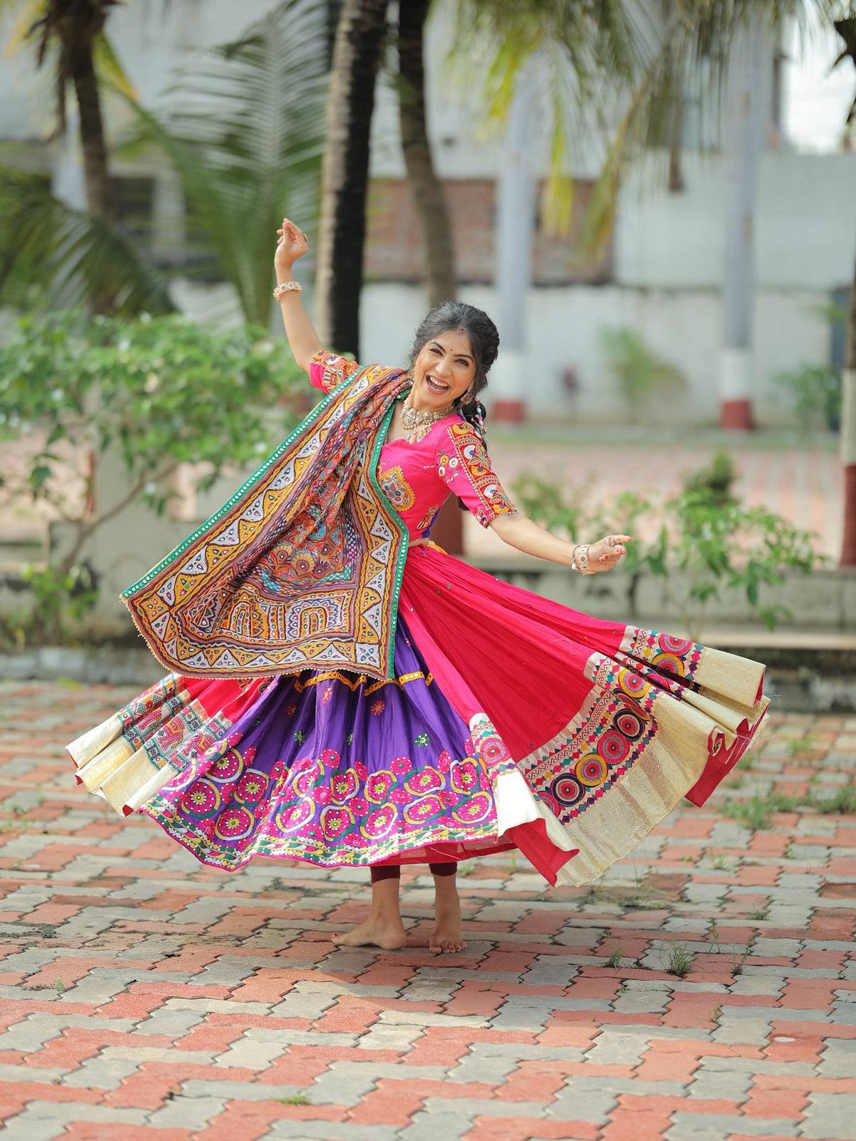 SITAARA MIRROR WORK LEHENGA CHOLI