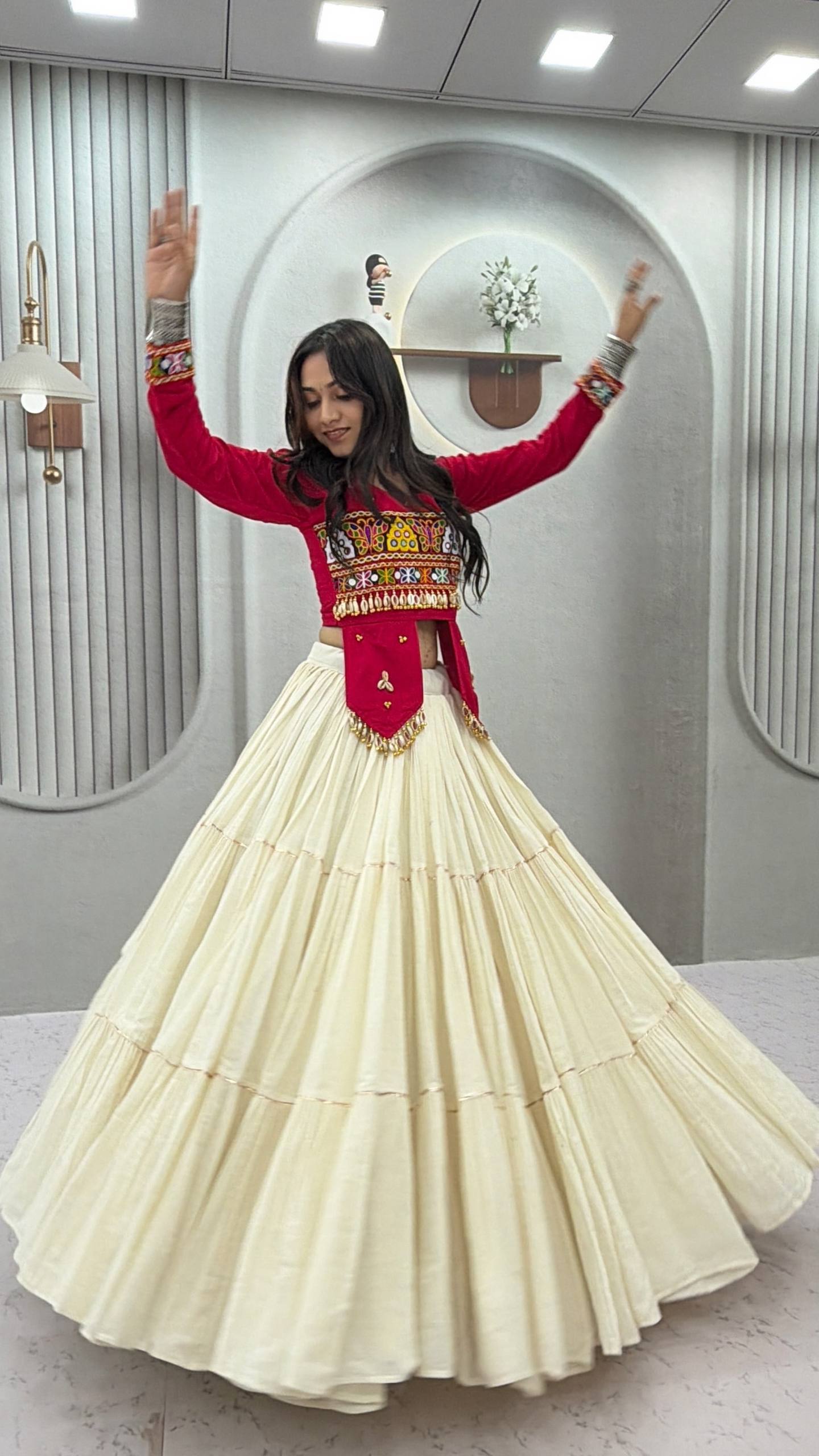 Kavyaanshi Pure Cotton Kodi Gamthi Lehenga Choli