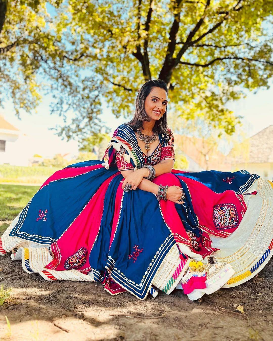 VYOMIKA DOUBLE LAYER CHANIYA REAL MIRROR WORK LEHENGA SET