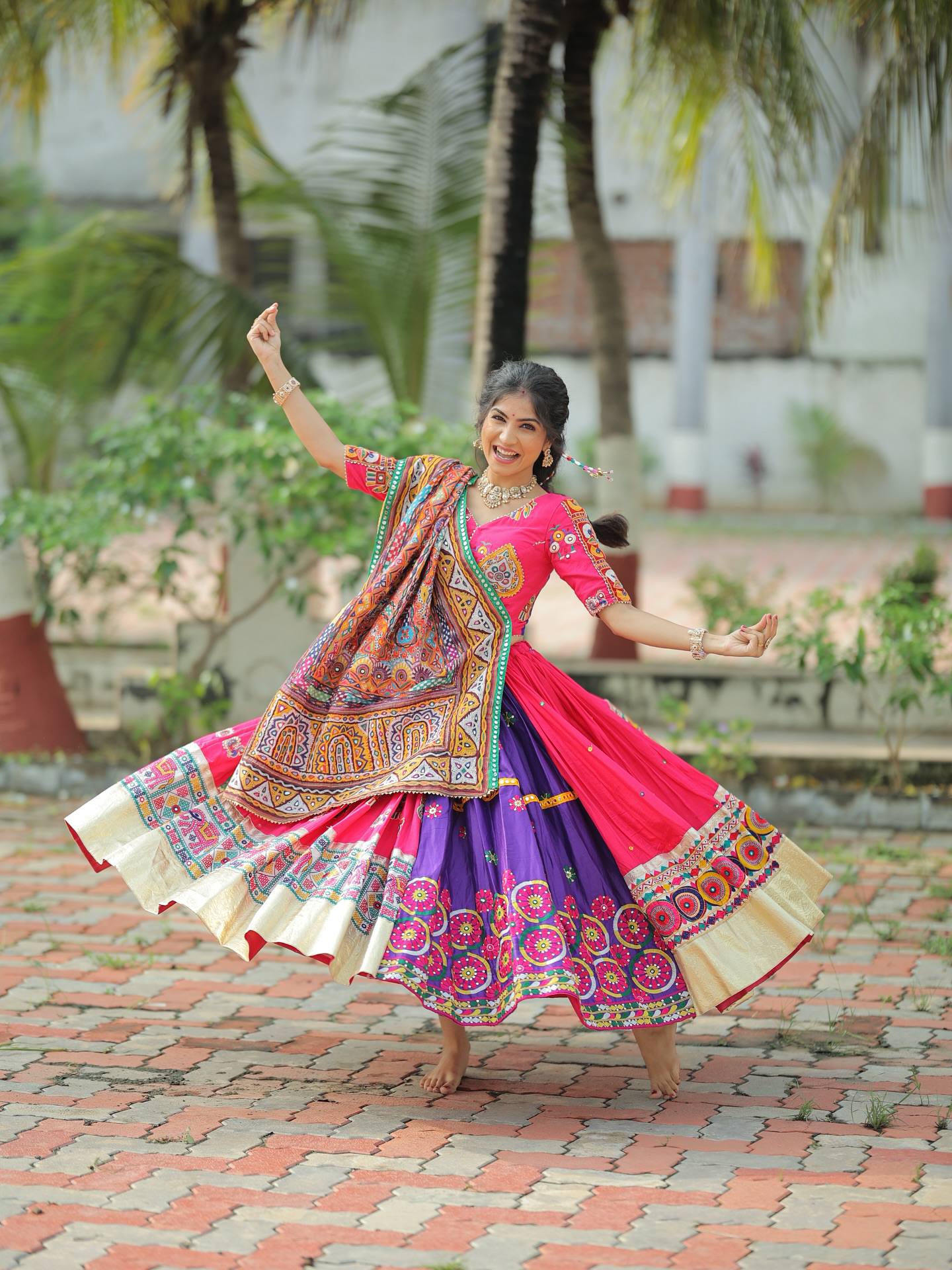 SITAARA MIRROR WORK LEHENGA CHOLI