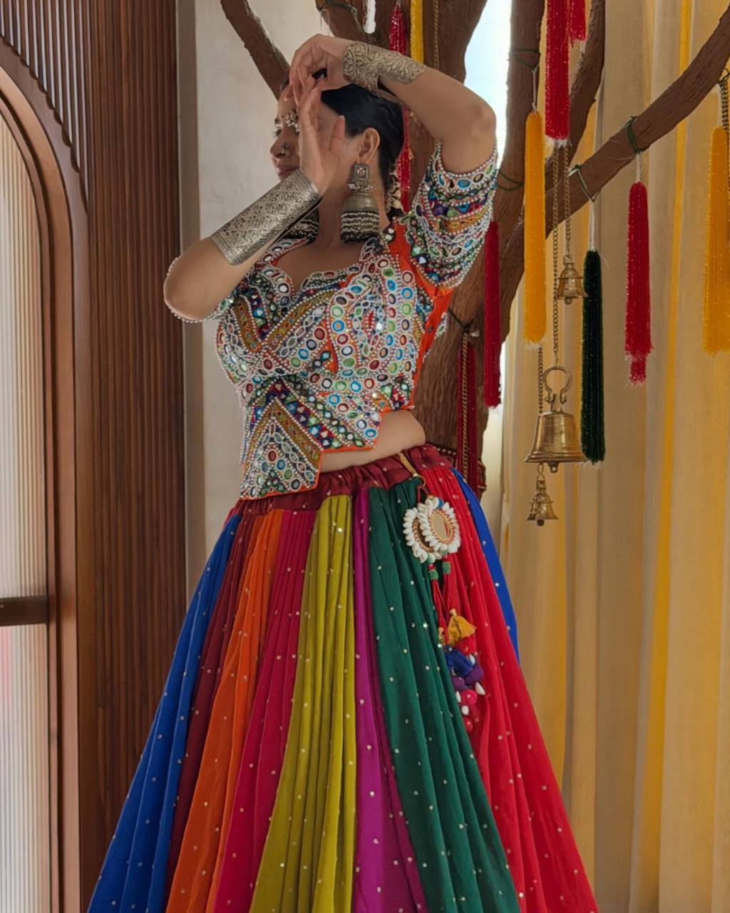 PALOMI EIGHT  LINE LAMPI LACE HEAVY MUSLIN LEHENGA SET