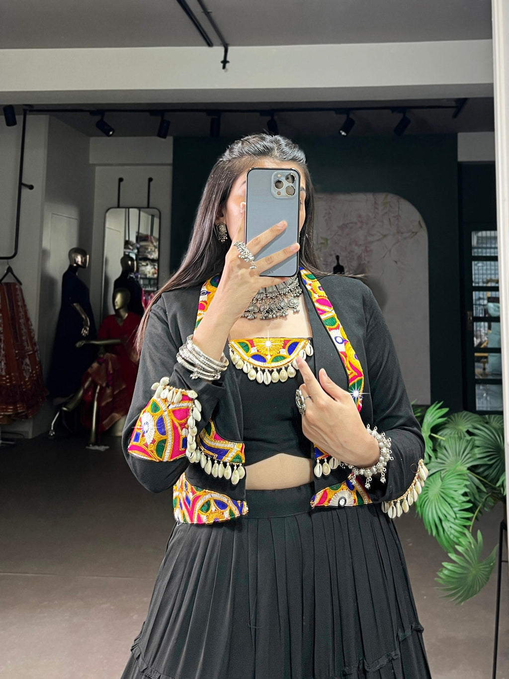 Saanvi Rayon Gamthi Mirror Lehenga Choli